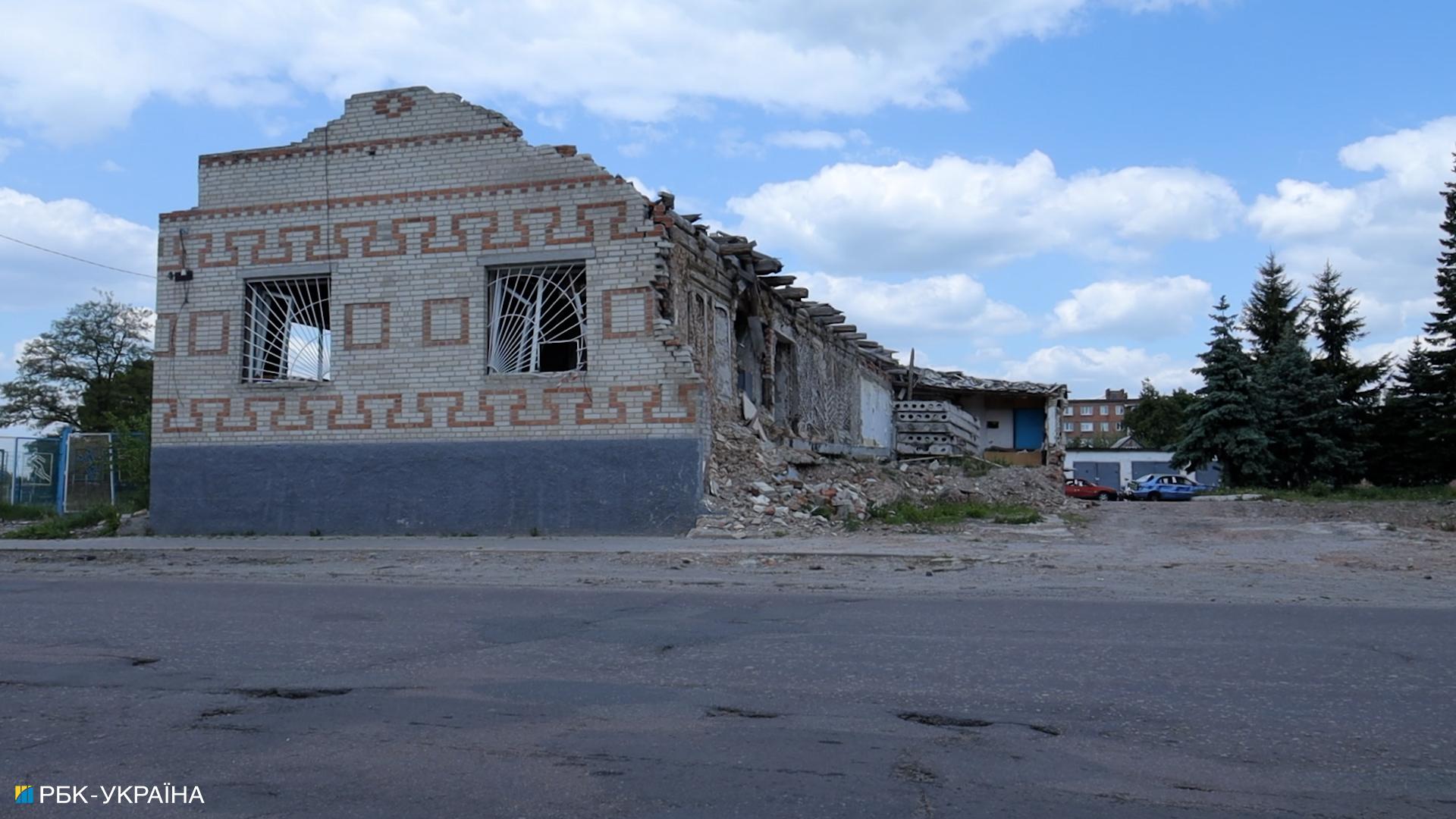 'We won't kneel before Putin': Life in Sumy under constant Russian shelling